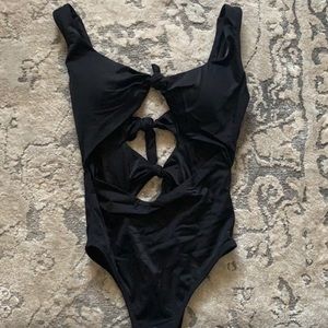 Peixoto black one piece size small